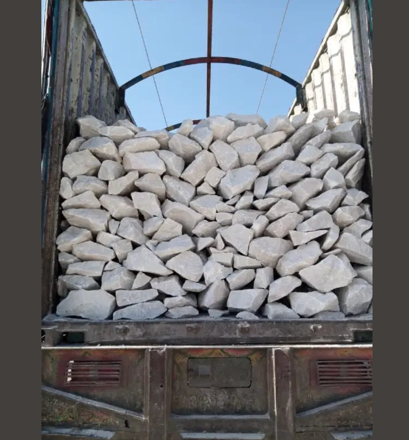 Gypsum ore